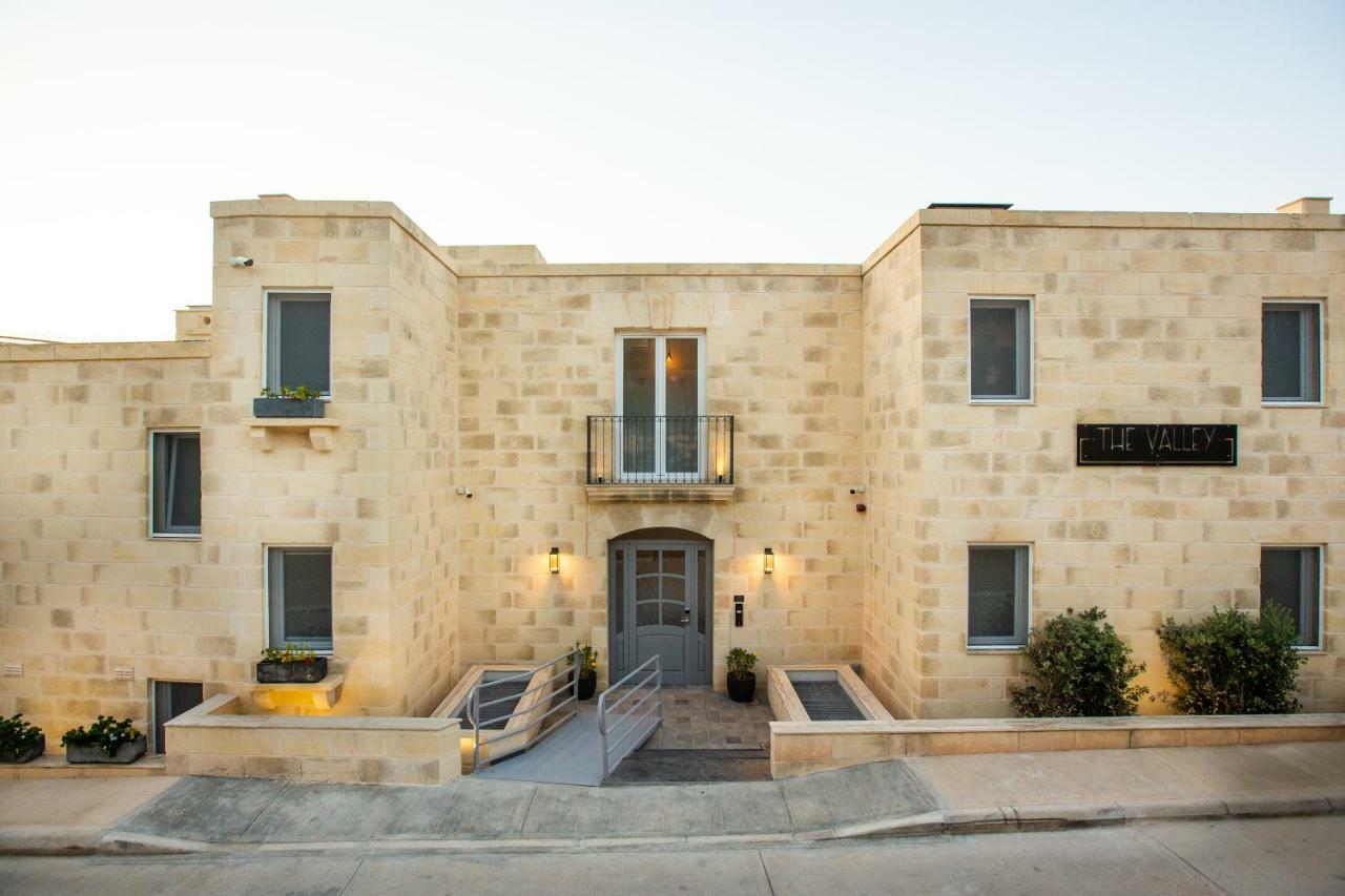 The Valley Bed and Breakfast Saint Julian's Εξωτερικό φωτογραφία